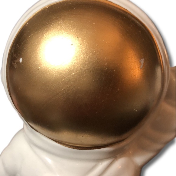 Vintage Greenbrier International Inc Astronaut bank - Picture 6 of 8